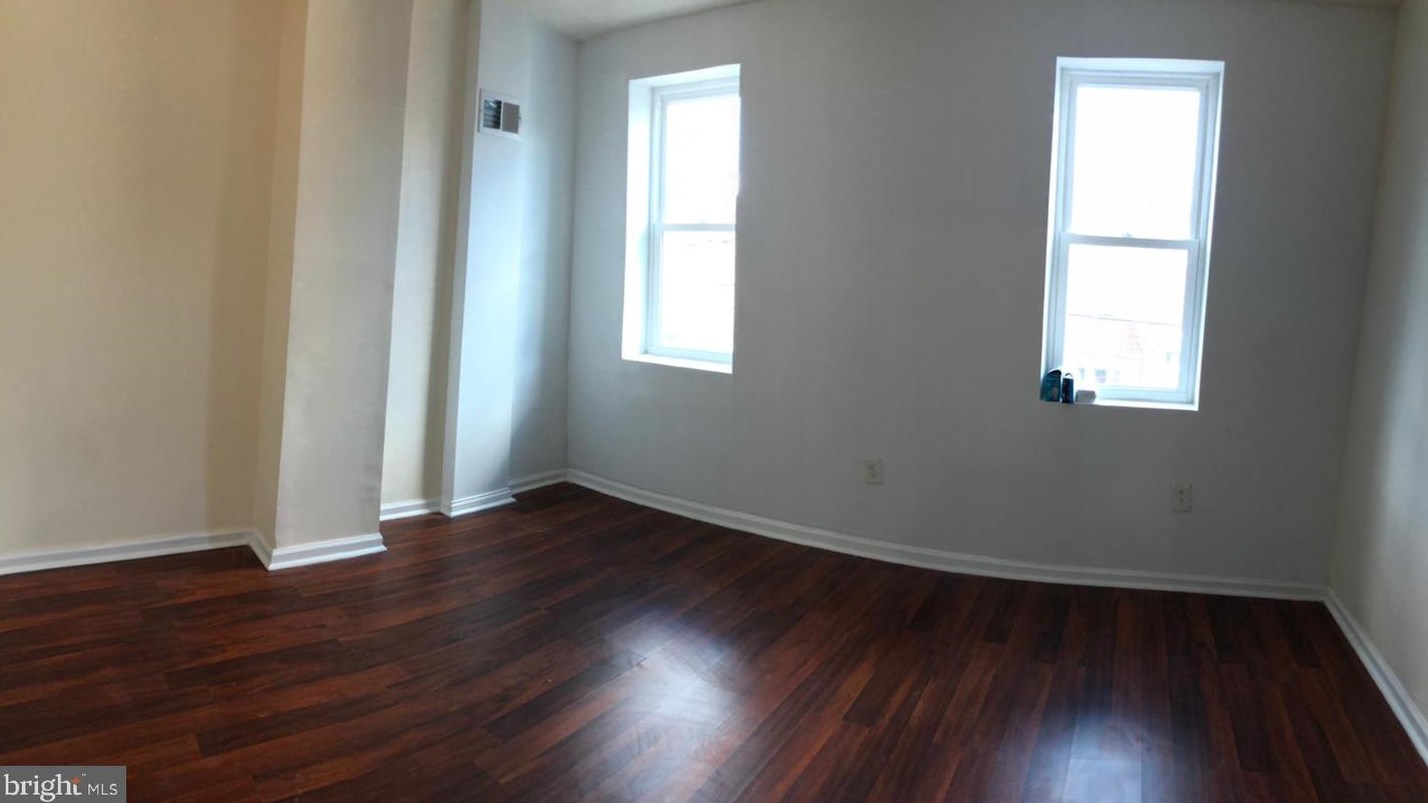 2910 D St, Philadelphia, PA 19134