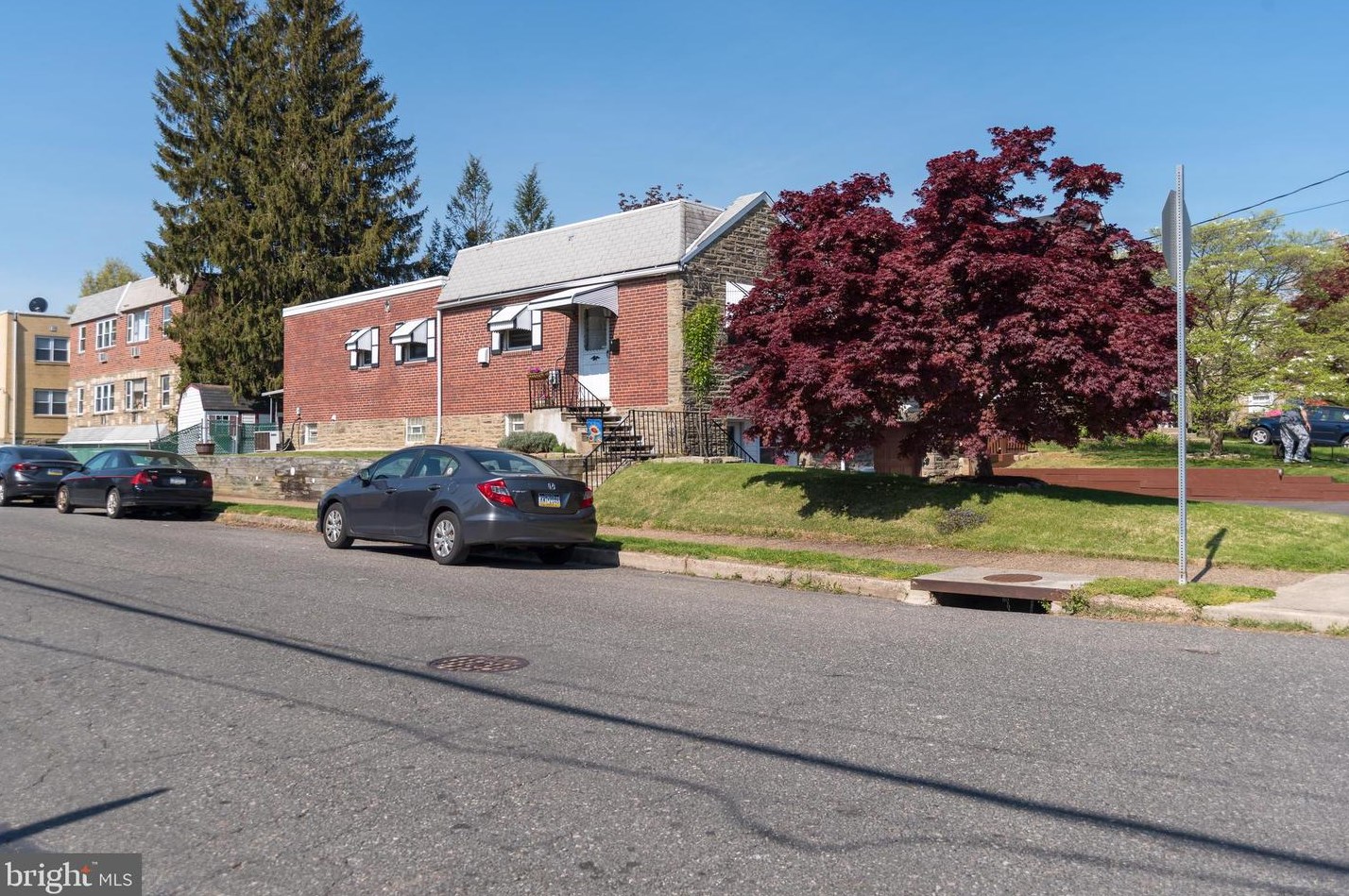 932 Napfle Ave, Philadelphia, PA 19111-3219