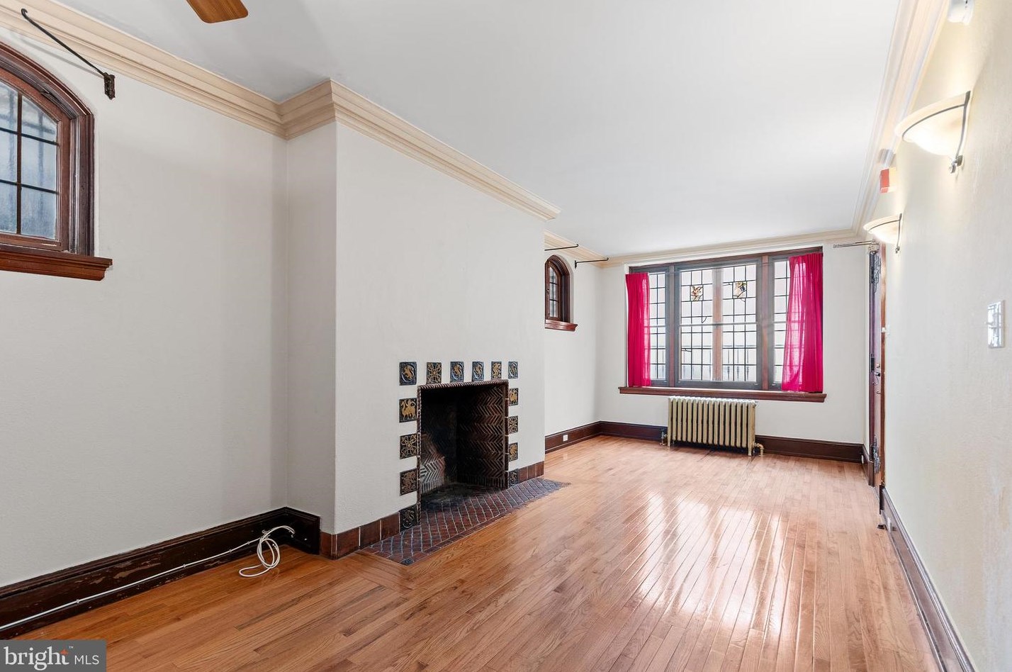 345 S Hicks St #1, Philadelphia, PA 19102