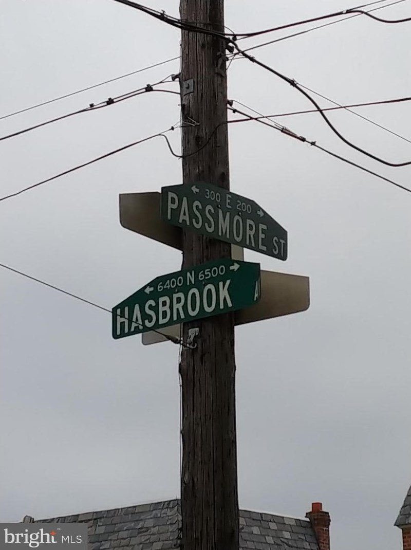 304 Passmore St, Philadelphia, PA 19111-5223