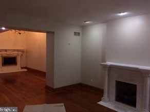 315 N Lawrence St, Philadelphia, PA 19106