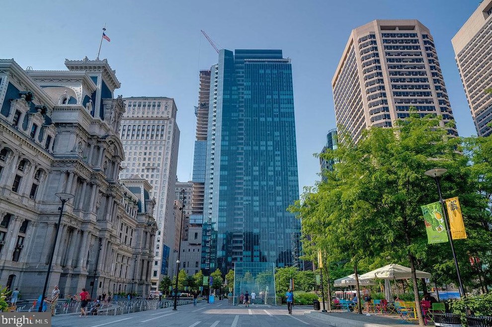 1414 S Penn Sq #27f, Philadelphia, PA