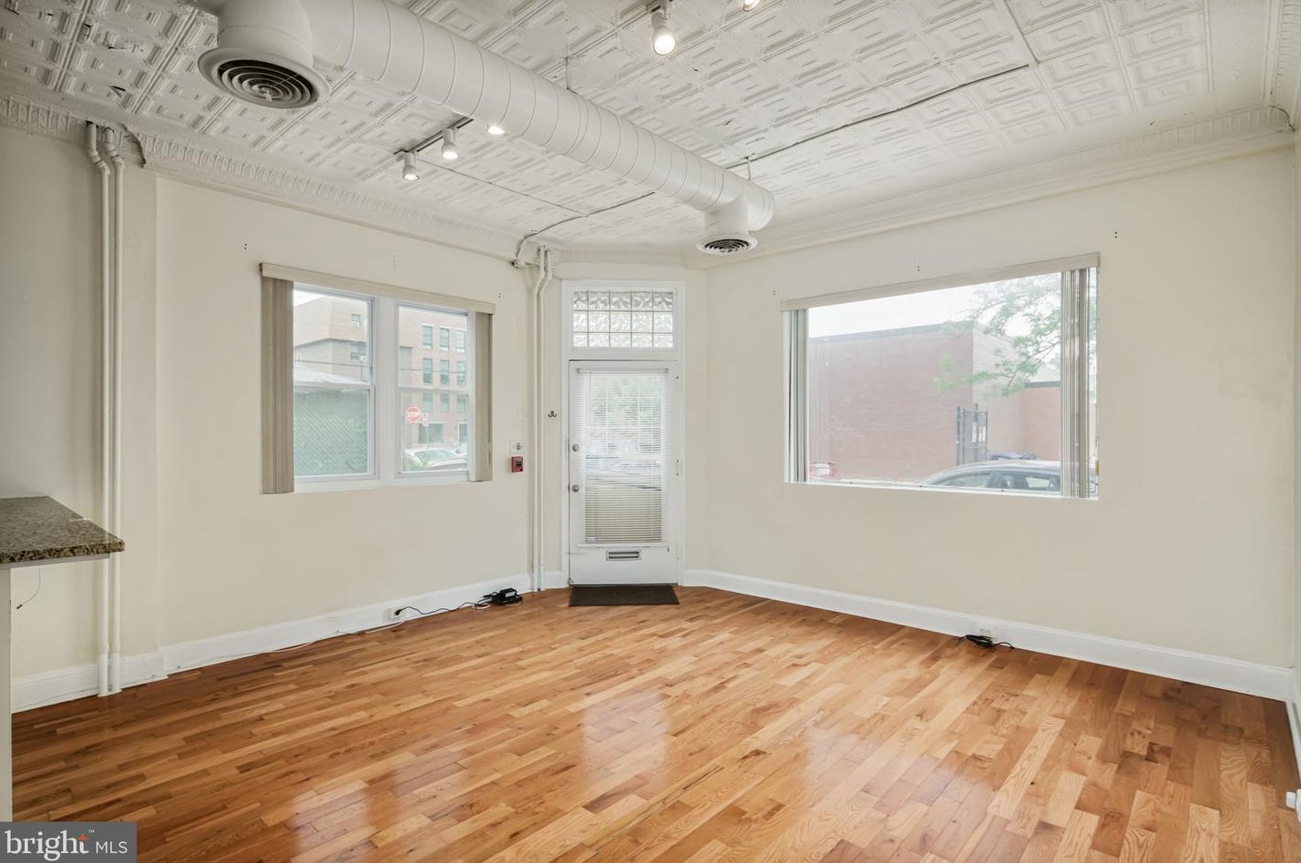 928 Fitzwater St #1, Philadelphia, PA 19147