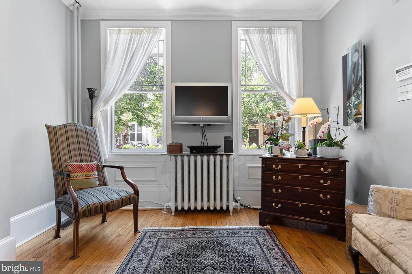 2009 Brandywine St, Philadelphia, PA 19130-3204