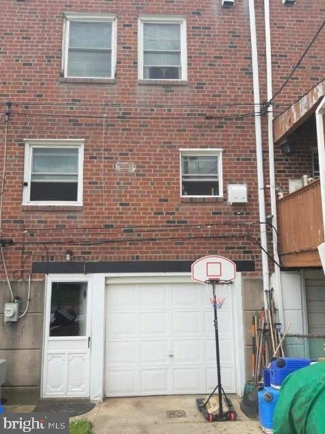 4631 Kendrick St, Philadelphia, PA 19136-2109