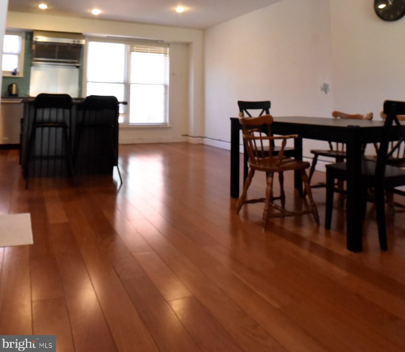 2060 Appletree St, Philadelphia PA  19103-1410 exterior