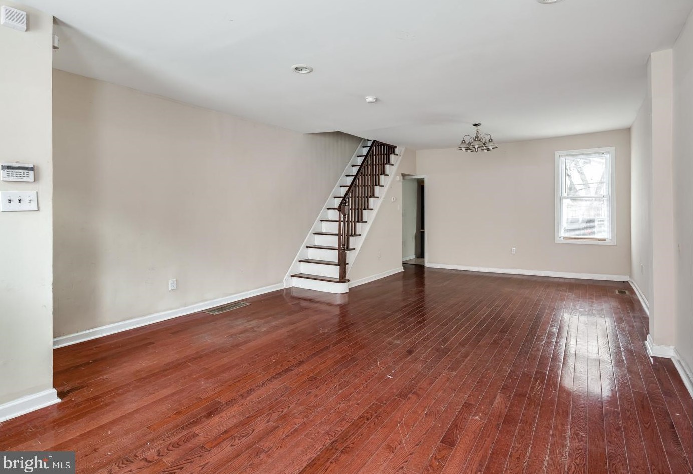 1923 Carpenter St, Philadelphia, PA 19146