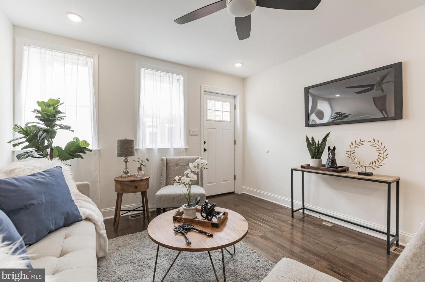 103 Mcclellan St, Philadelphia, PA 19148-1901