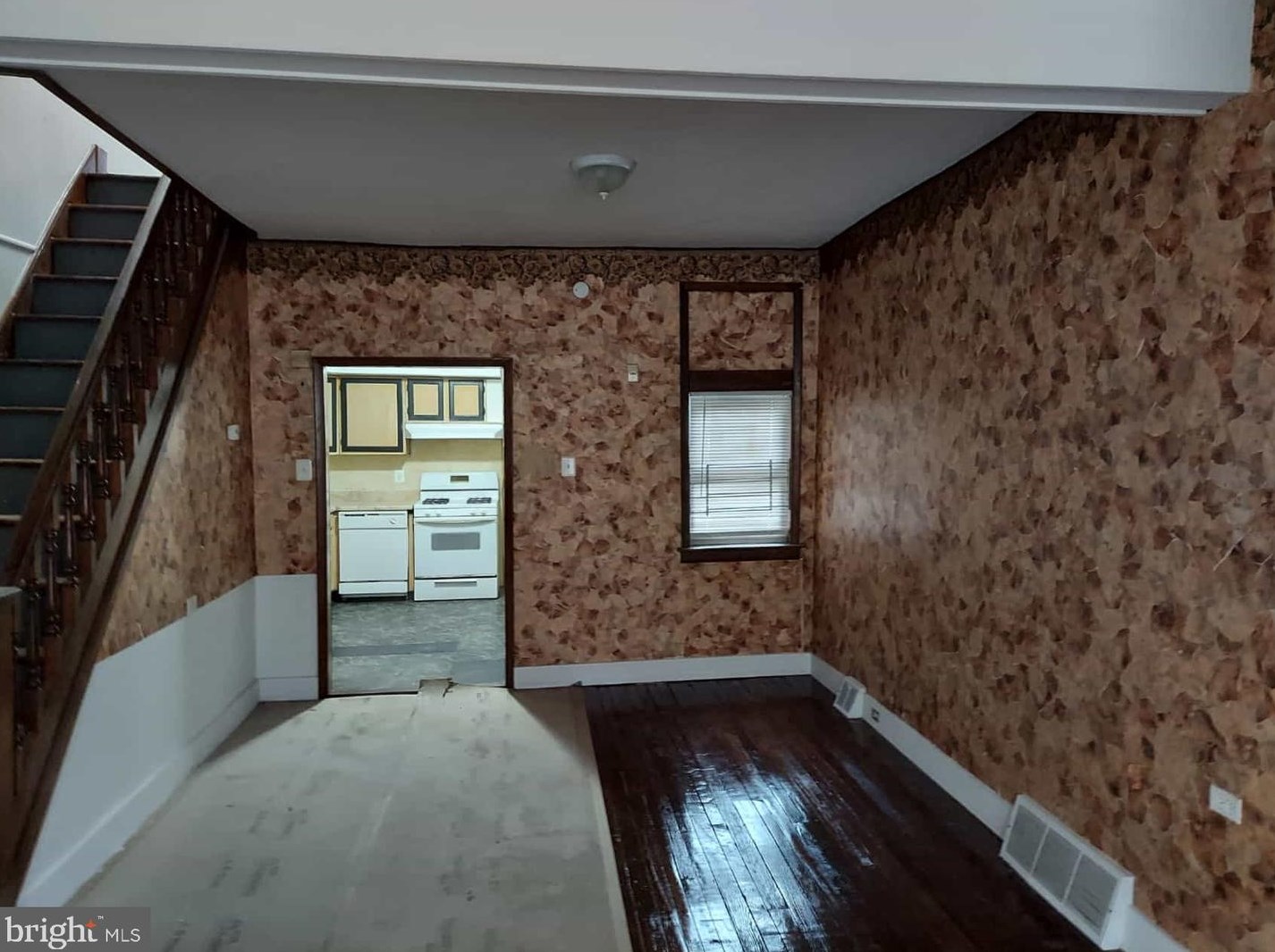 659 E Clearfield St, Philadelphia, PA 19134
