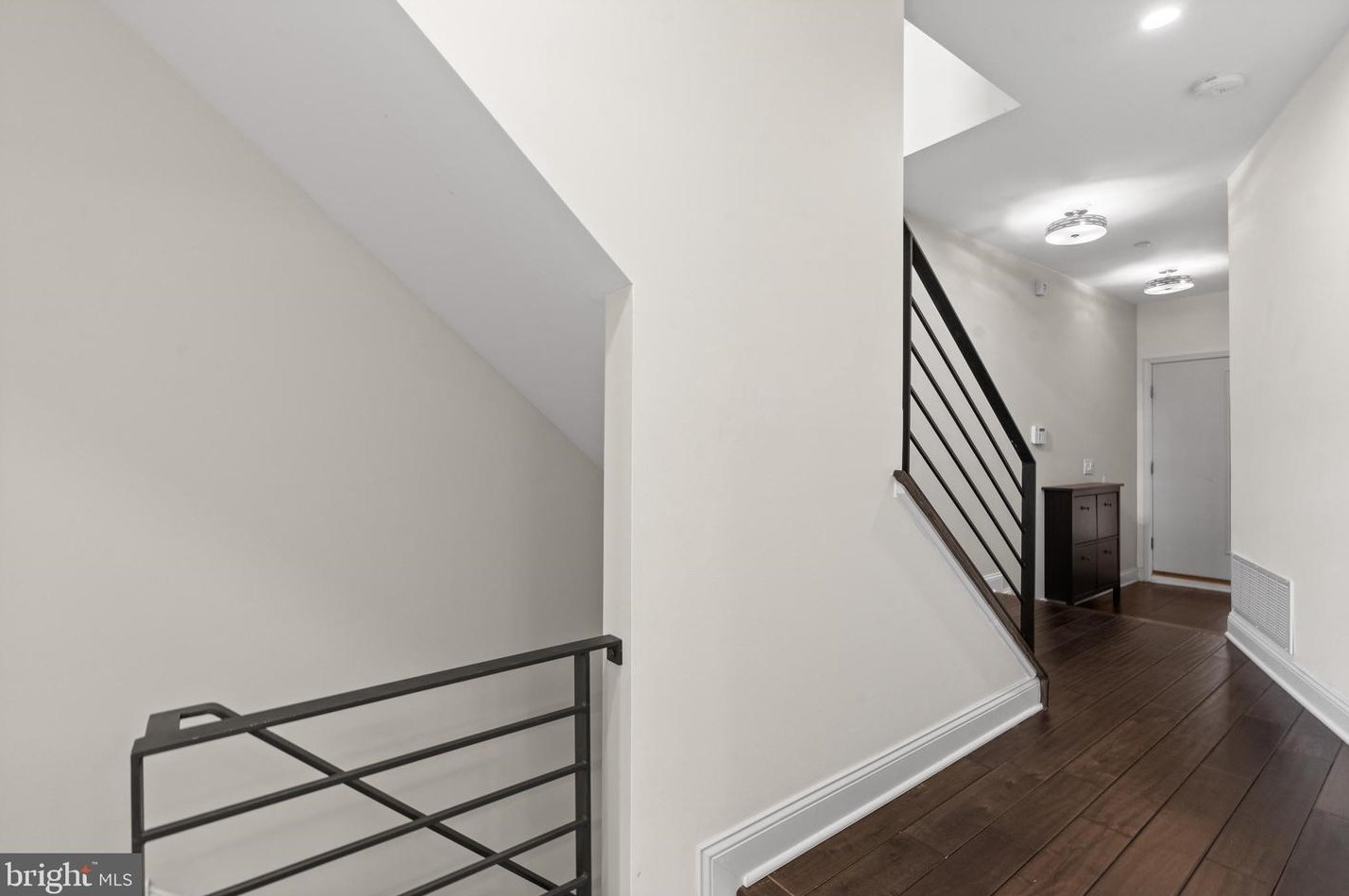 2302 Alter St, Philadelphia, PA 19146-2416
