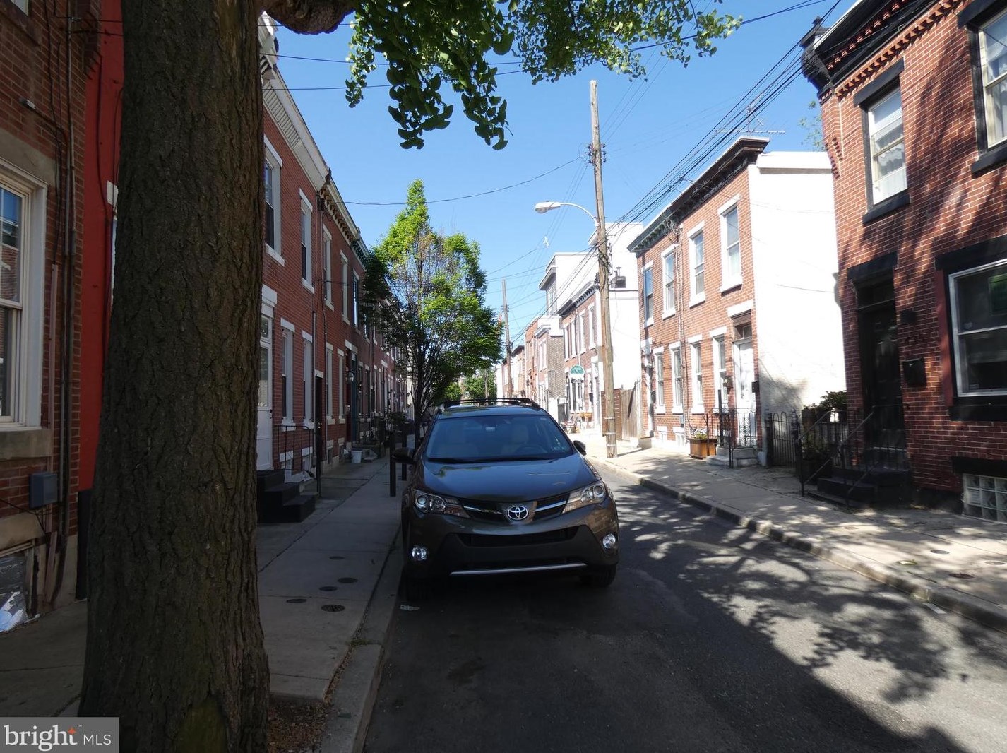 441 Flora St, Philadelphia PA  19125-3315 exterior