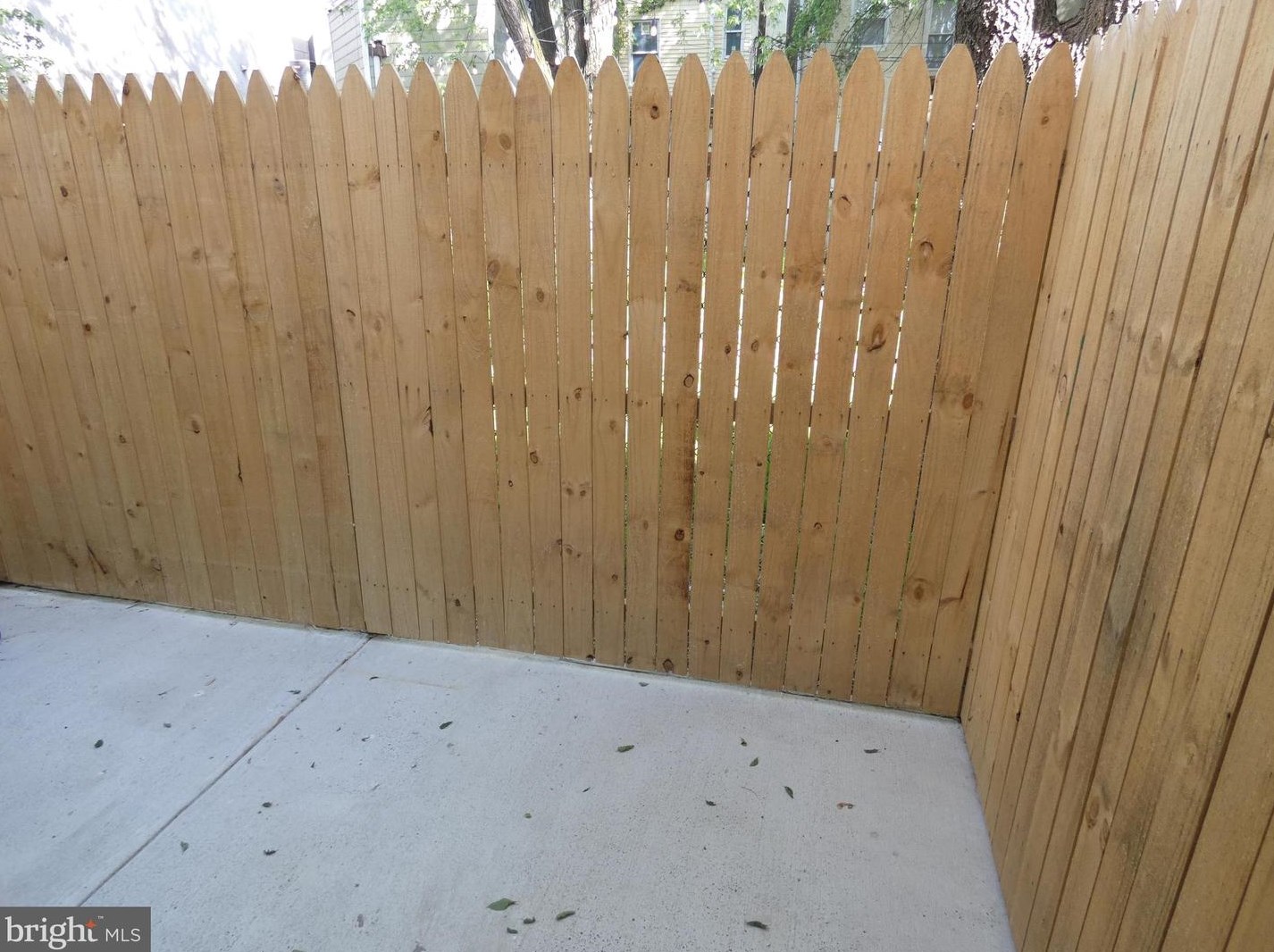 441 Flora St, Philadelphia PA  19125-3315 exterior