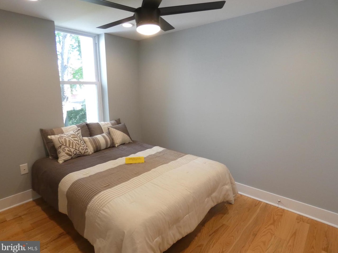 441 Flora St, Philadelphia PA  19125-3315 exterior
