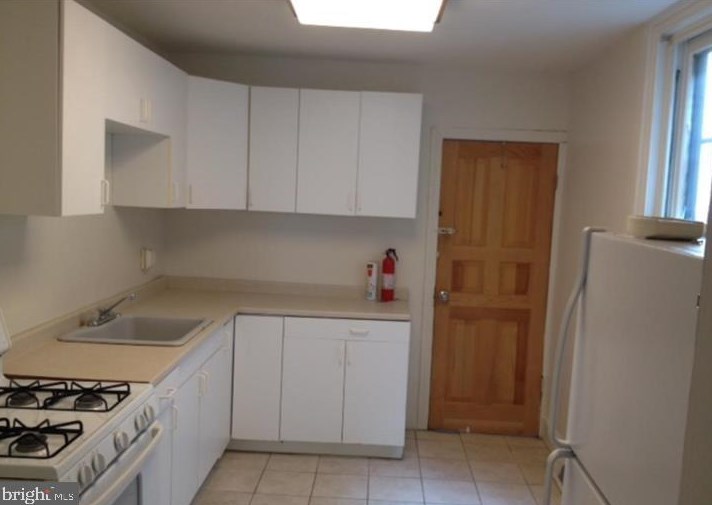 1827 Memphis St, Philadelphia PA  19125-2725 exterior