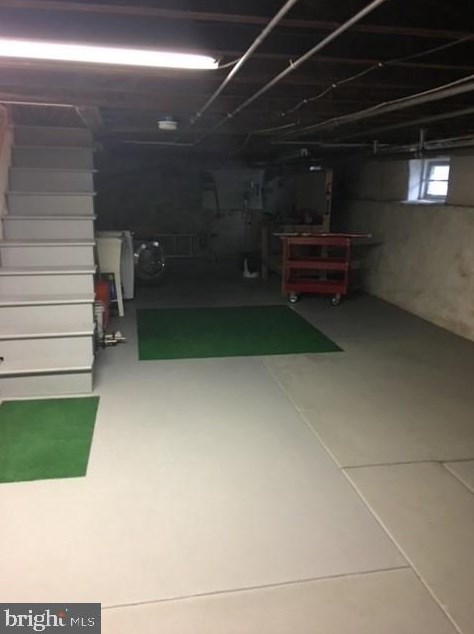 2383 Duncan St, Philadelphia, PA 19124