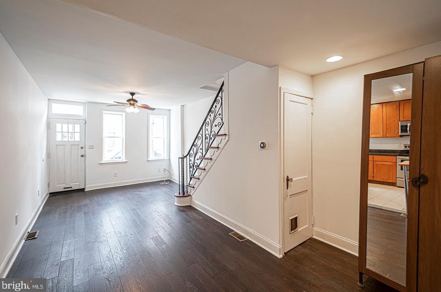 417 Flora St, Philadelphia PA  19125-3315 exterior