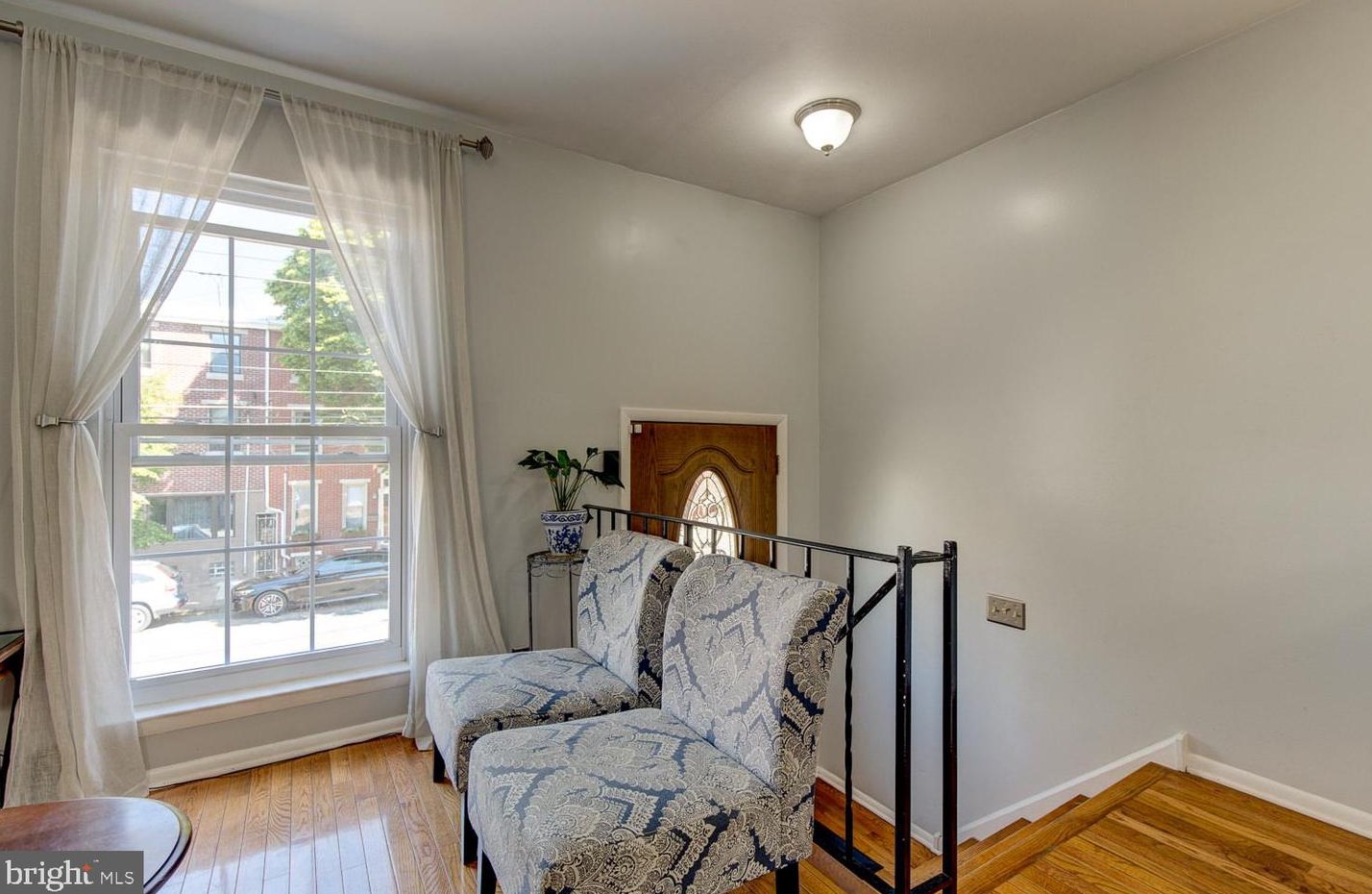 314 Thompson St, Philadelphia, PA 19122-4433