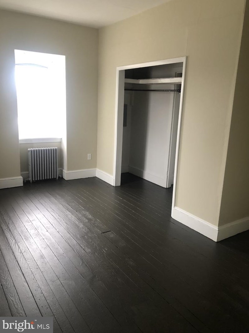 720 Rhawn St #3rd Floor, Philadelphia, PA 19111