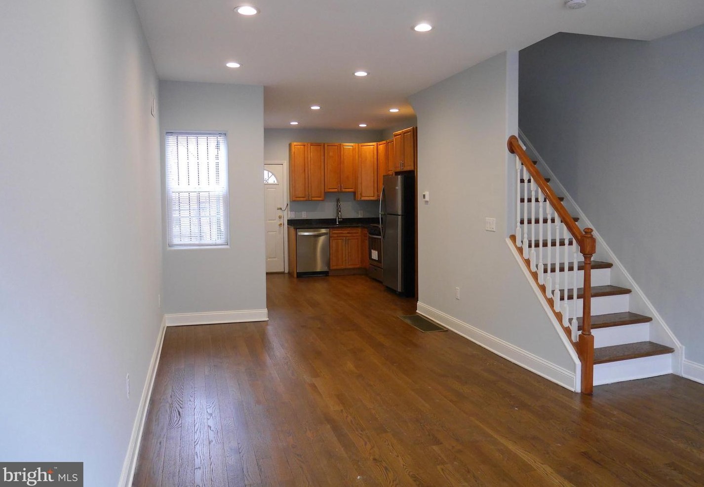 2335 Mountain St, Philadelphia, PA 19145
