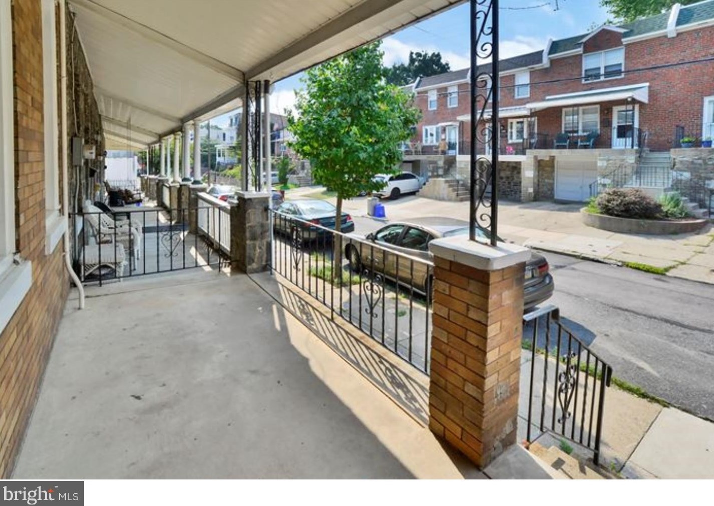 3452 Ainslie St, Philadelphia, PA 19129
