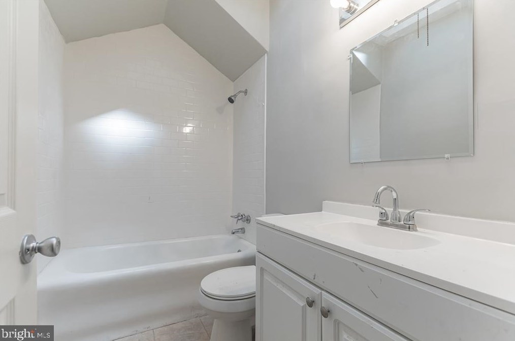 5719 Malvern Ave, Philadelphia, PA 19131-2219