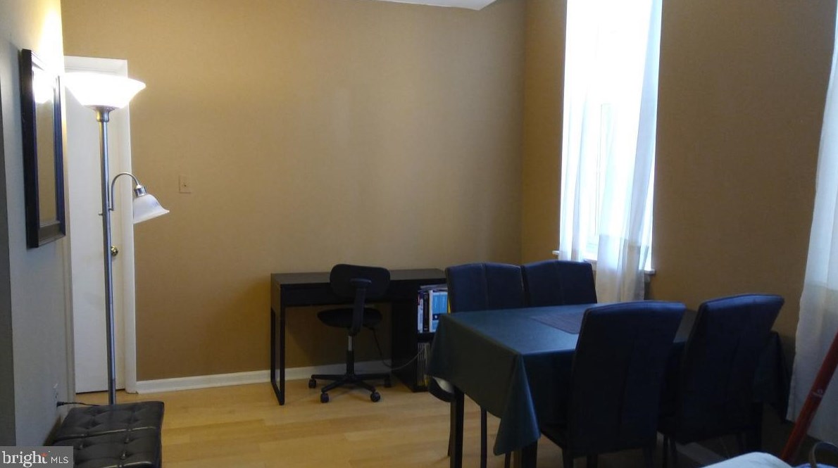 130 N Bread St #413, Philadelphia, PA 19106