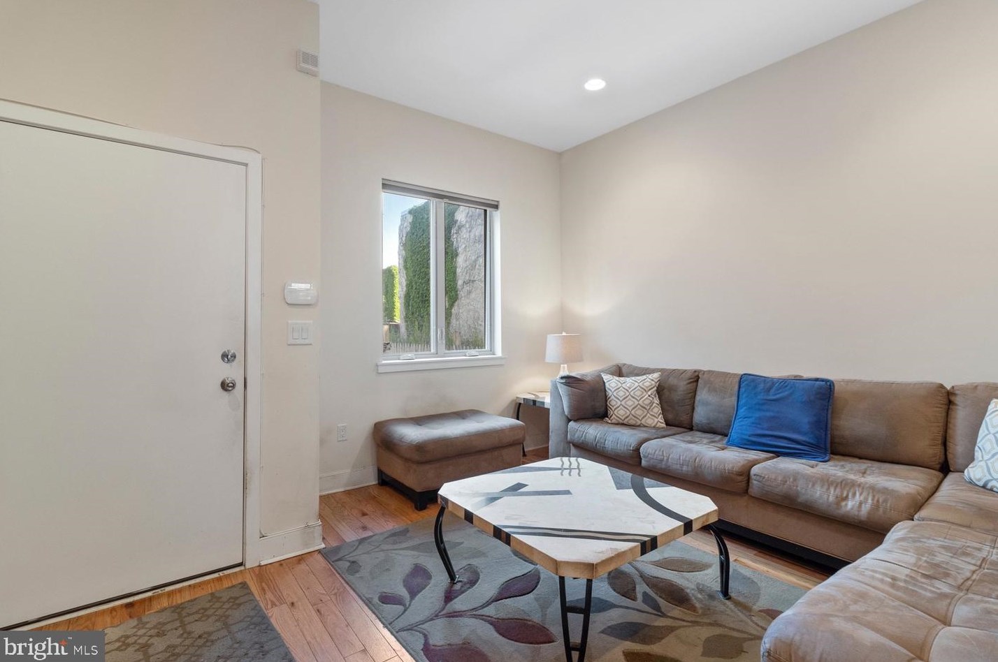 1775 Frankford Ave, Philadelphia, PA 19125-2422