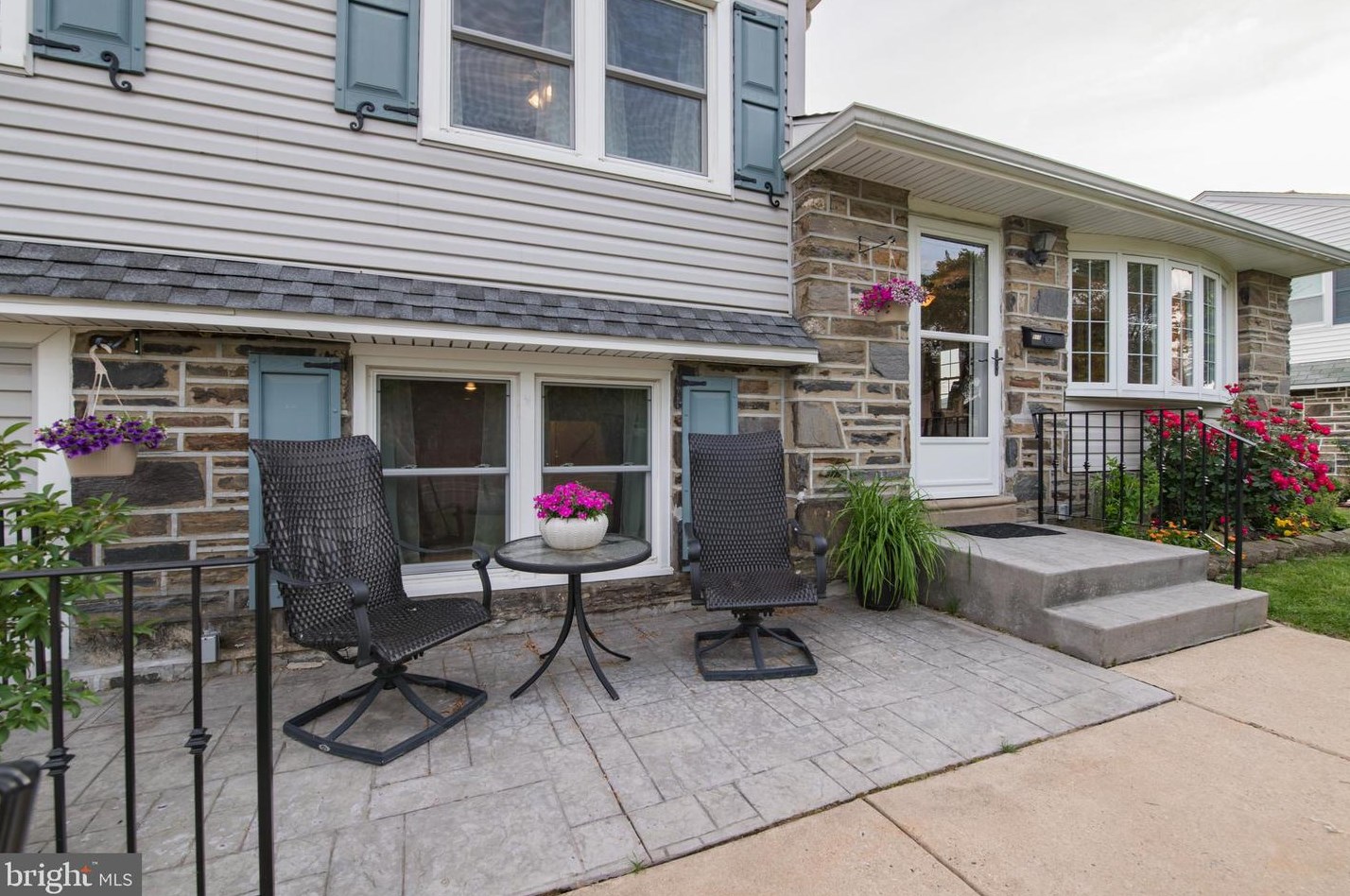 510 Rennard St, Philadelphia, PA 19116-2814