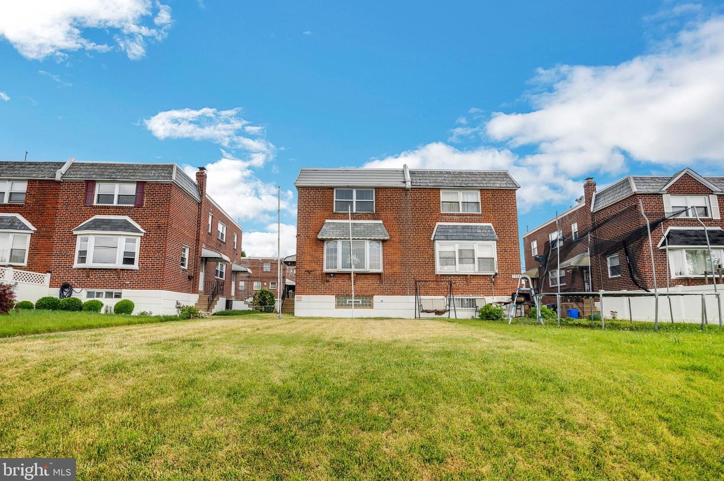 7320 Brous Ave, Philadelphia, PA 19152-4402