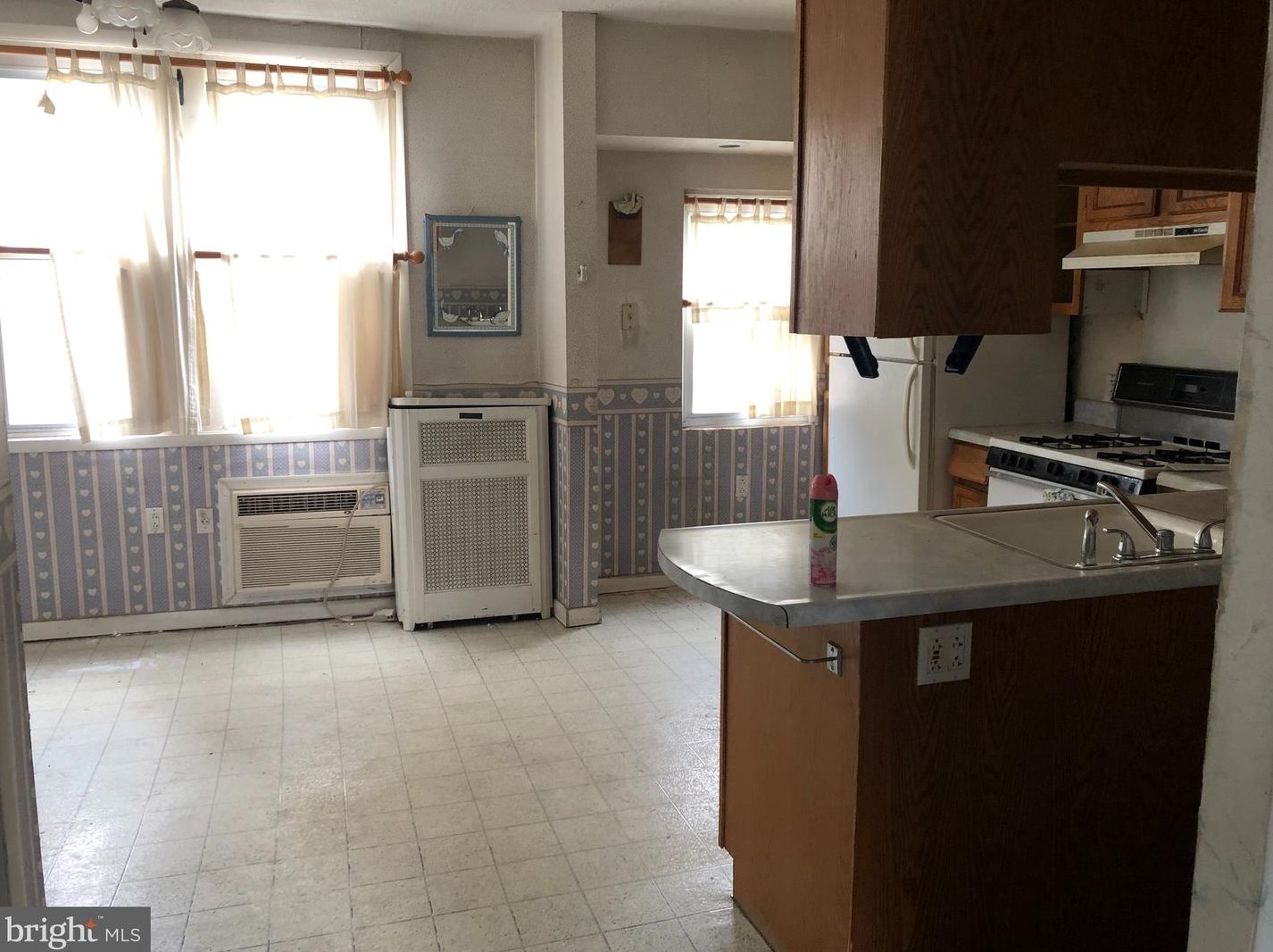 5224 Torresdale Ave, Philadelphia PA  19124-2247 exterior