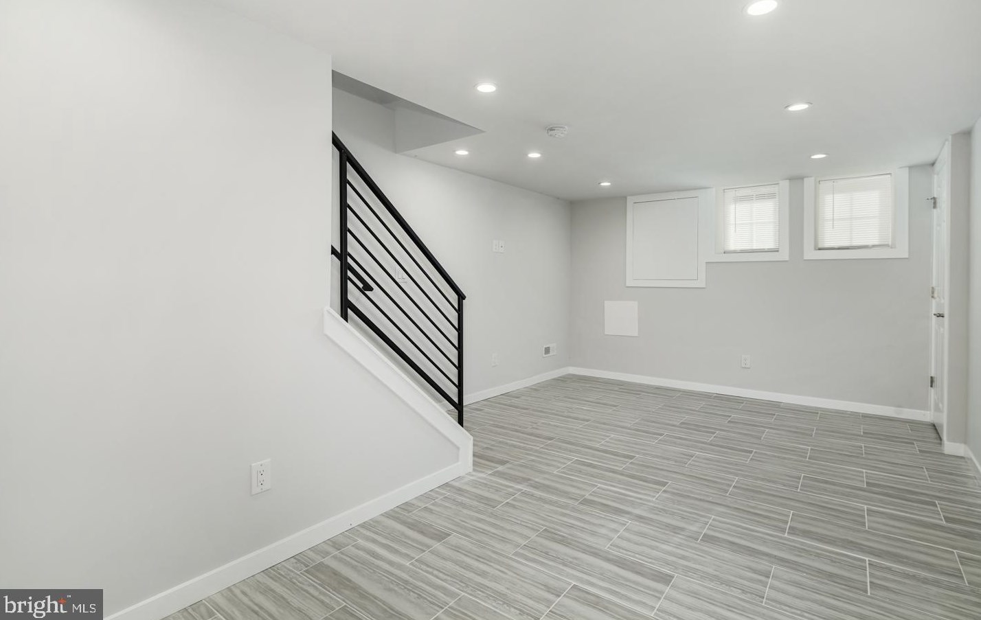 2211 Mifflin St, Philadelphia PA  19145-1902 exterior