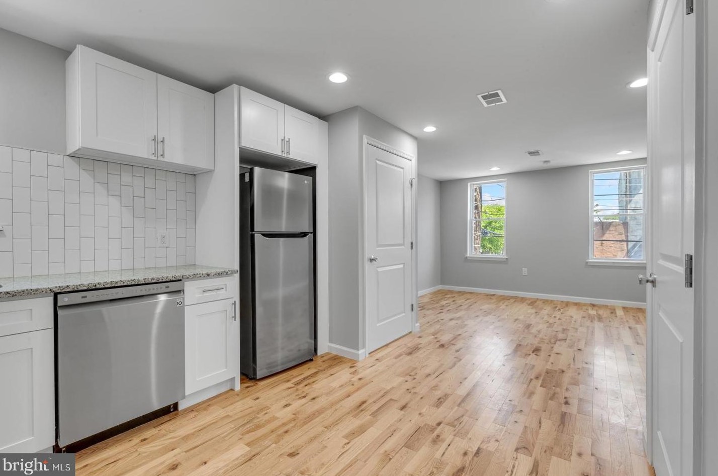 410 Diamond St #2, Philadelphia, PA 19122
