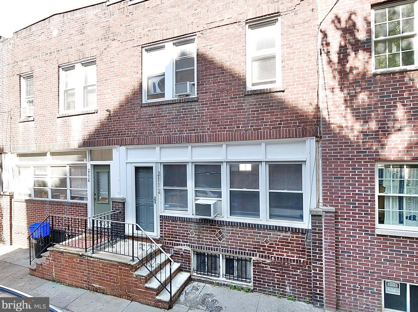 2112 Norwood St, Philadelphia, PA 19145-3411