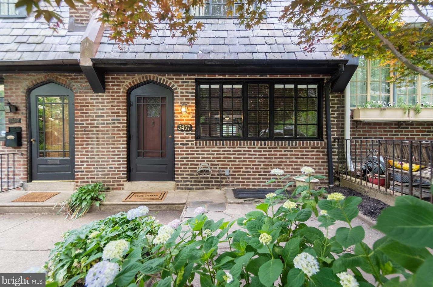 3457 Penn St, Philadelphia, PA 19129-1438