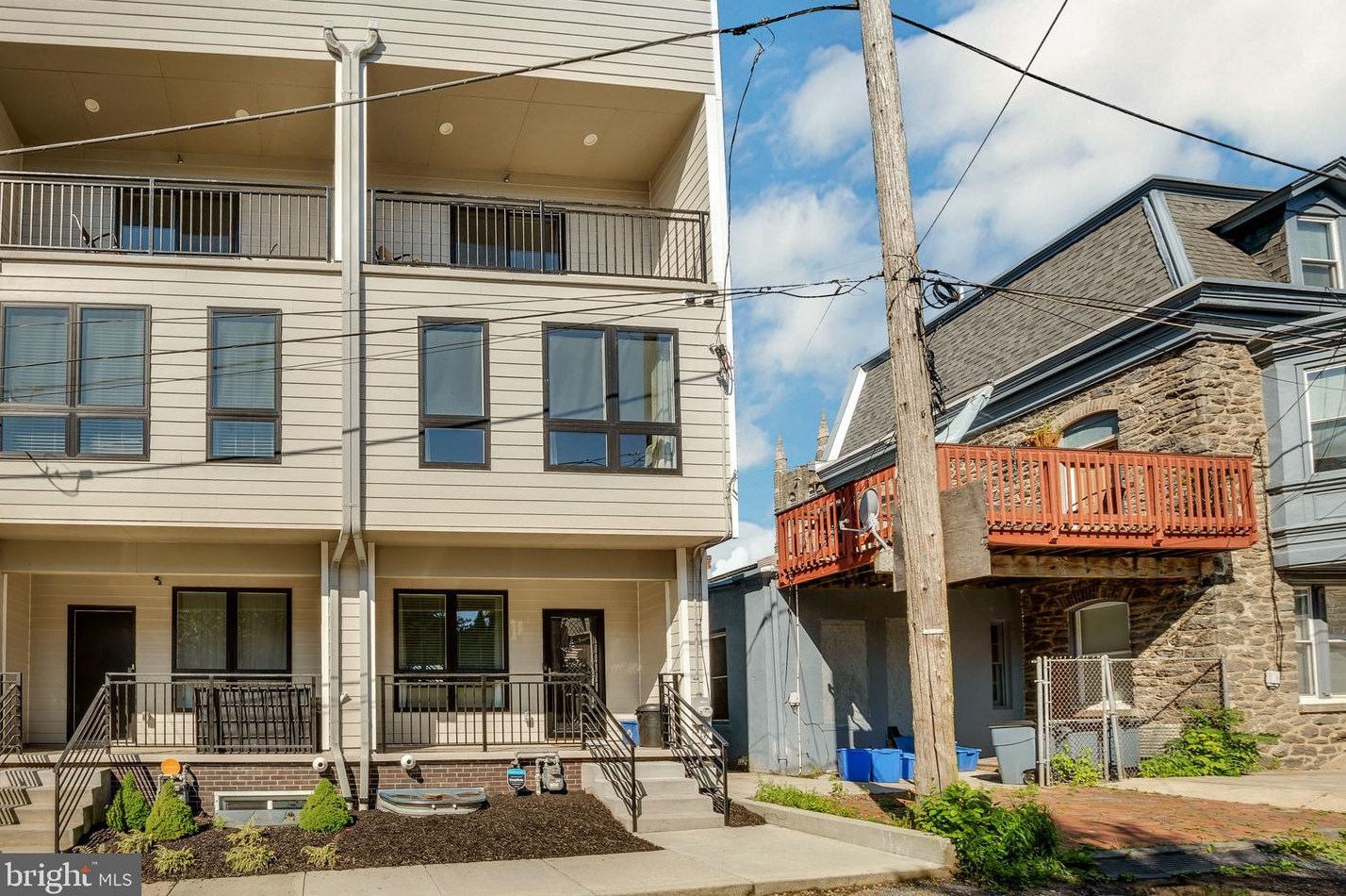 3831 Terrace St, Philadelphia PA  19128-5213 exterior