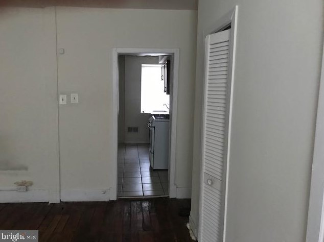 2007 Fitzwater St #2nd Floor, Philadelphia, PA 19146