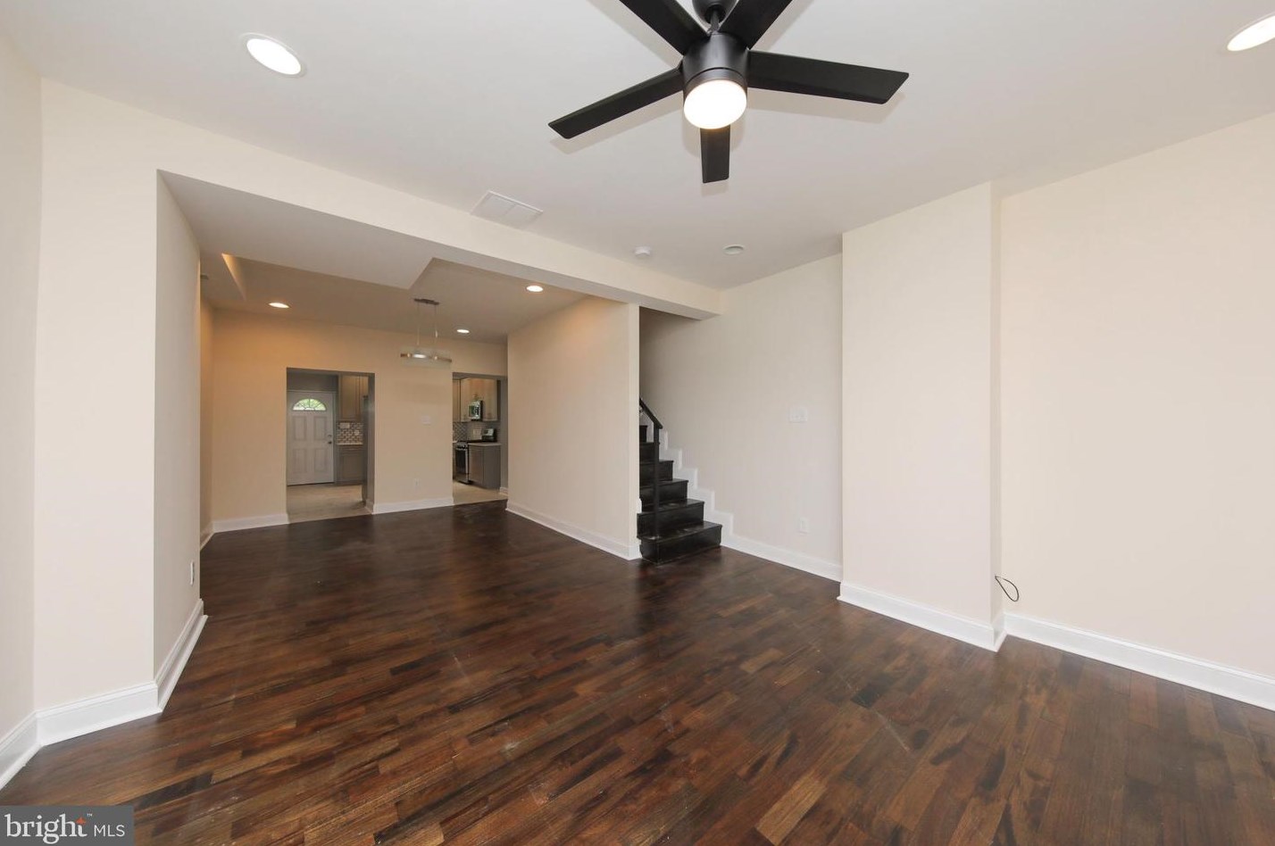 4354 Cresson St, Philadelphia PA  19127-1420 exterior