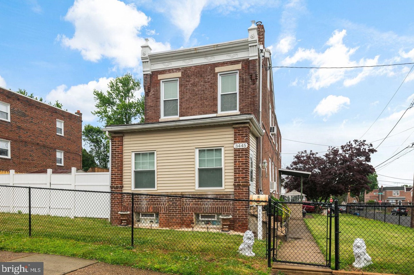 3445 Stanwood St, Philadelphia, PA 19136-2325