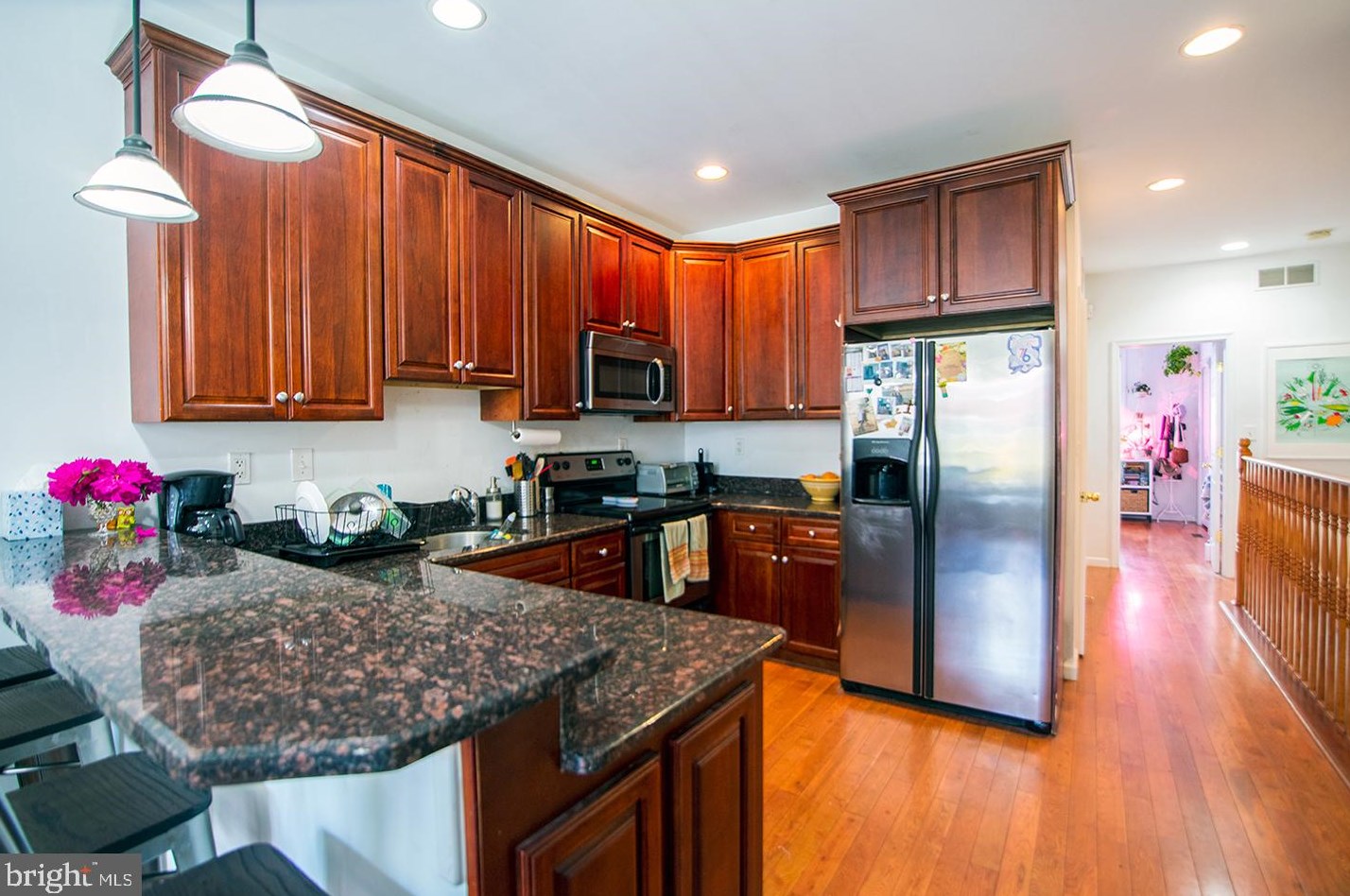 2007 Carpenter St, Philadelphia, PA 19146-2616