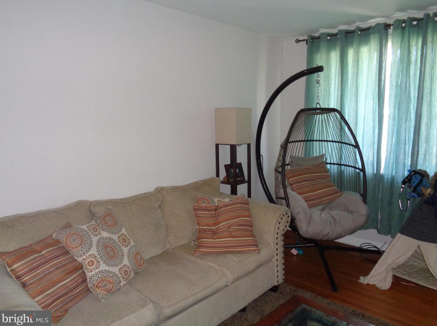 4117 Passmore St, Philadelphia, PA 19135-3007