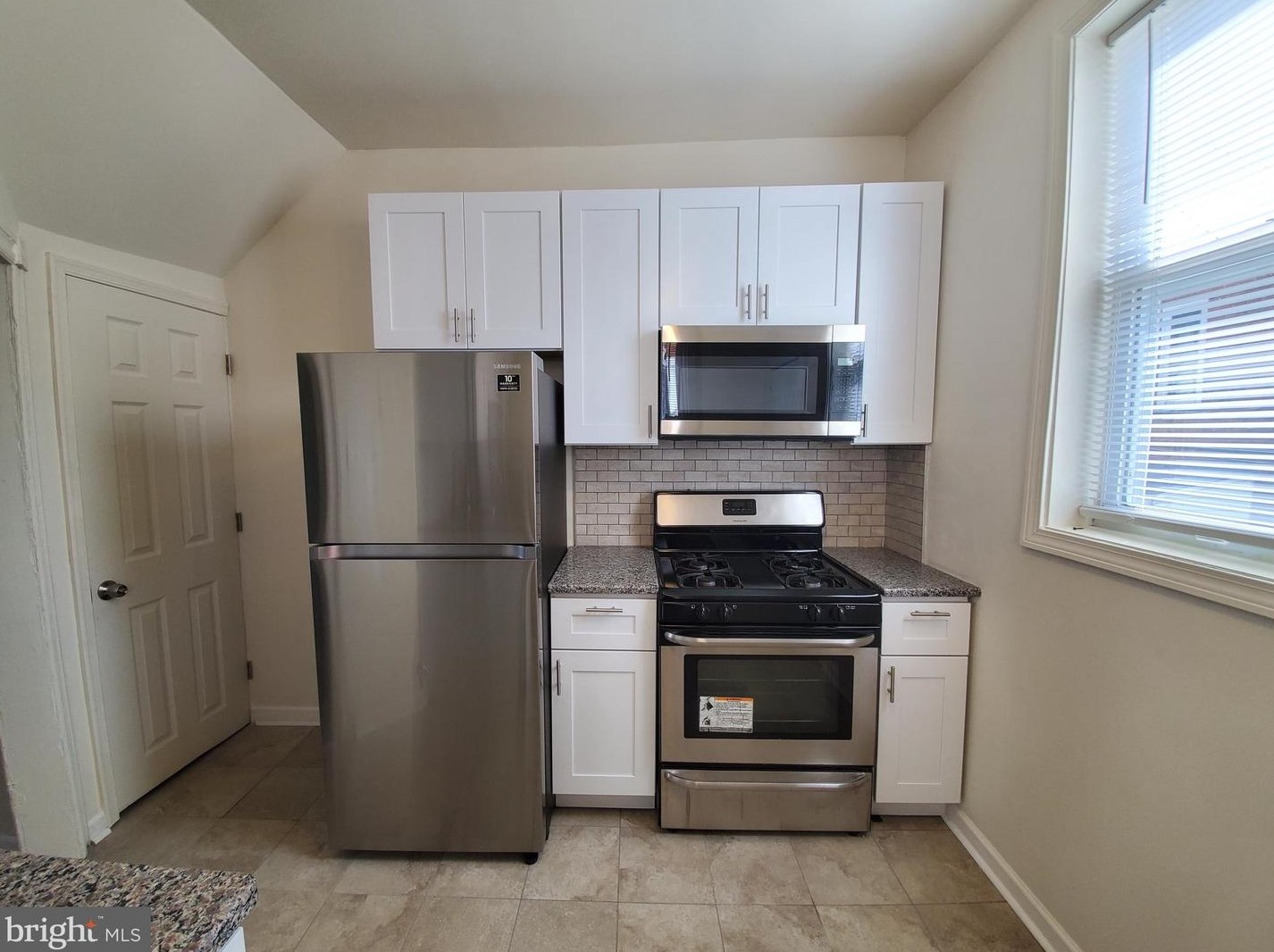 902 Conestoga St, Philadelphia PA  19143-4102 exterior