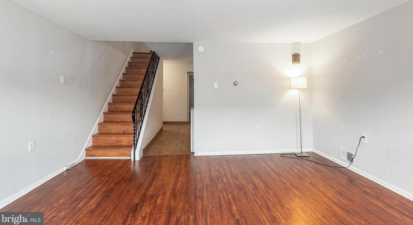 1006 Christian St #2, Philadelphia, PA 19147
