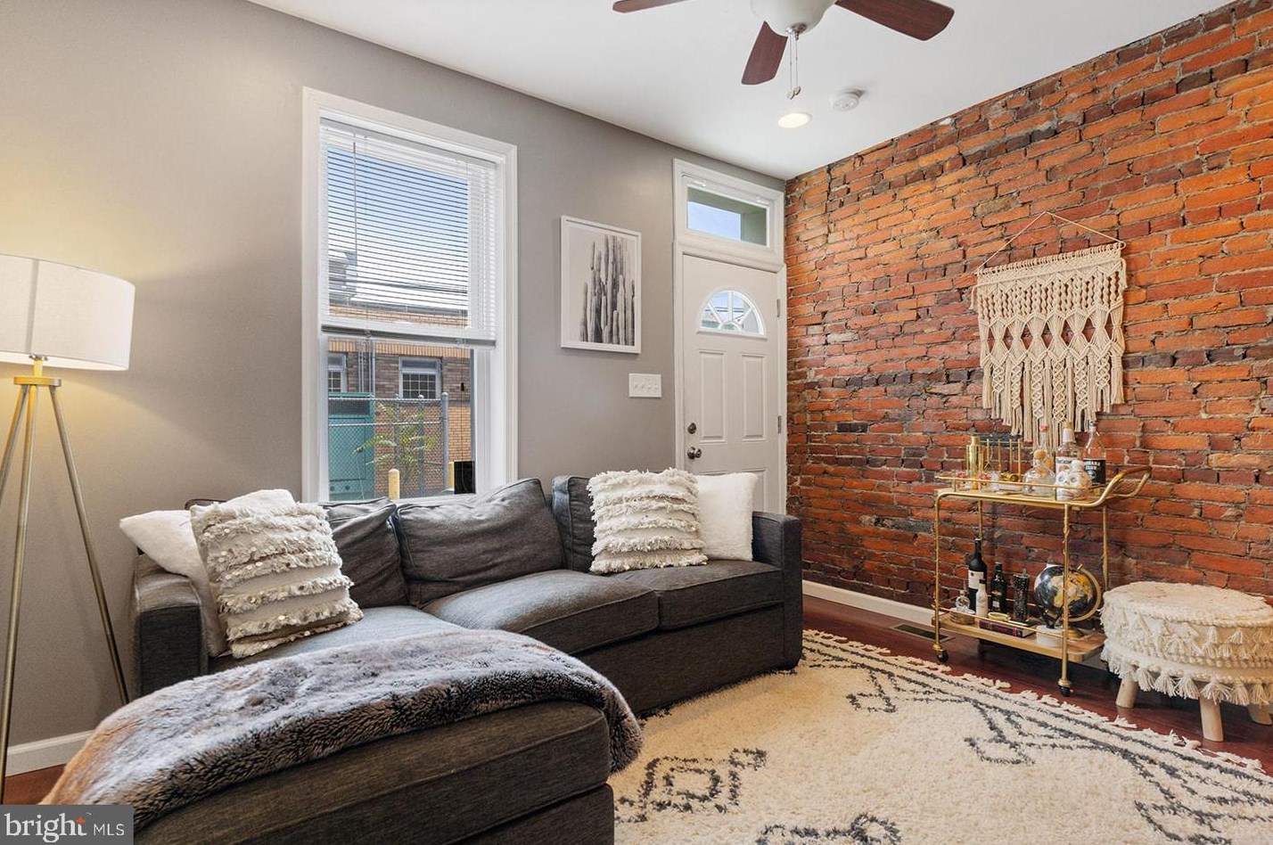 619 Flora St, Philadelphia PA  19125-3406 exterior