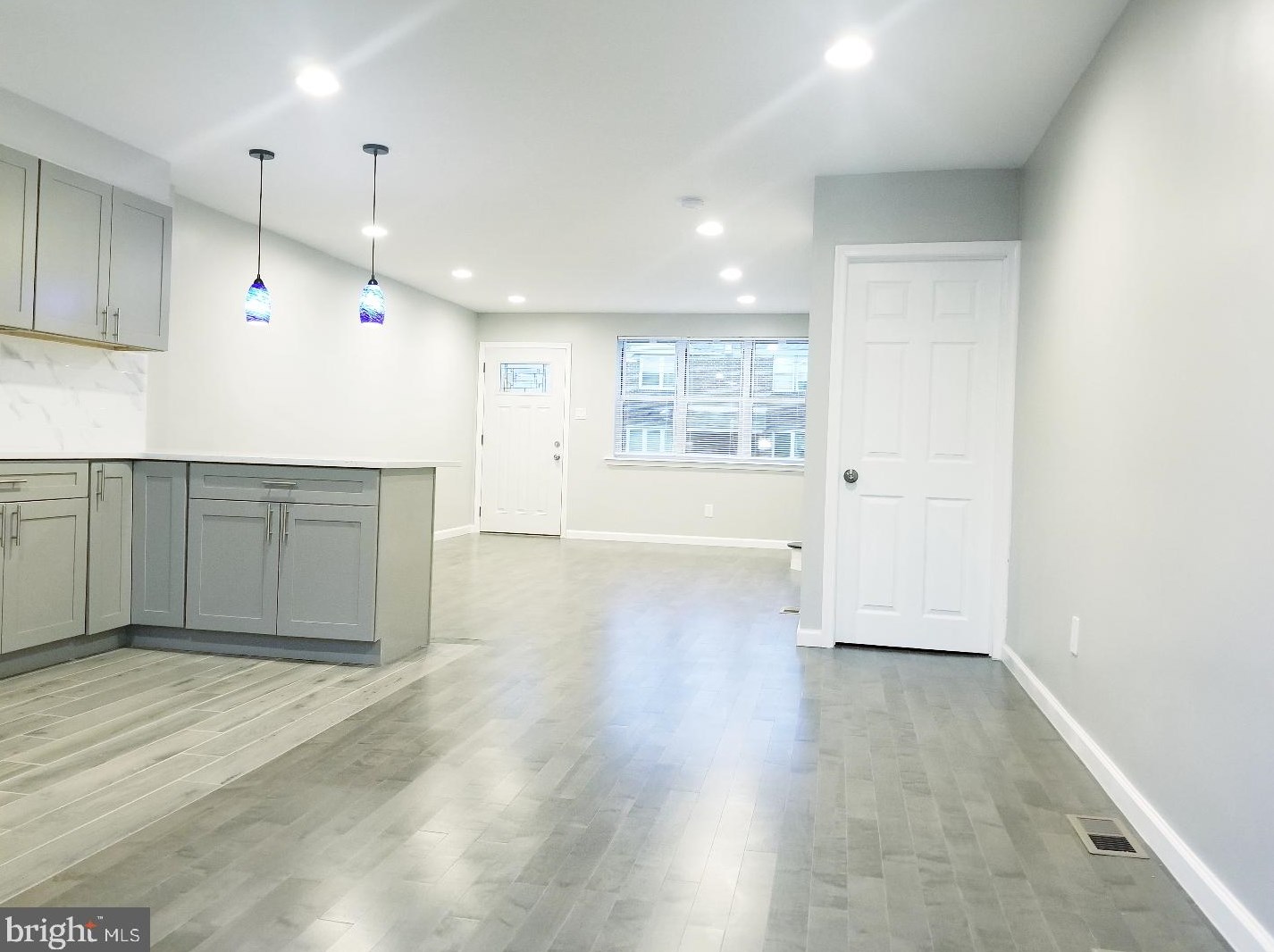 2005 Etting St, Philadelphia PA  19145-2509 exterior