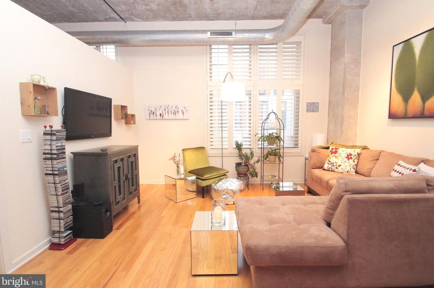 130 N 2nd St #5e, Philadelphia, PA 19106