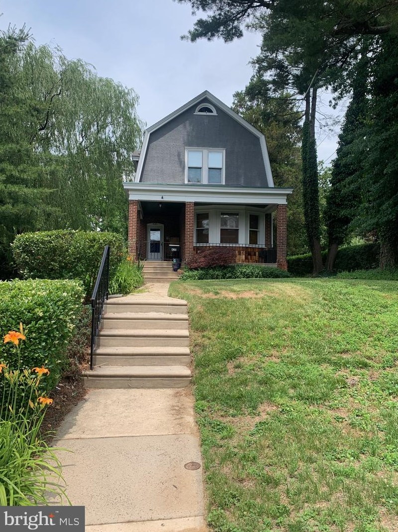 420 Paoli Ave, Philadelphia, PA 19128-4328