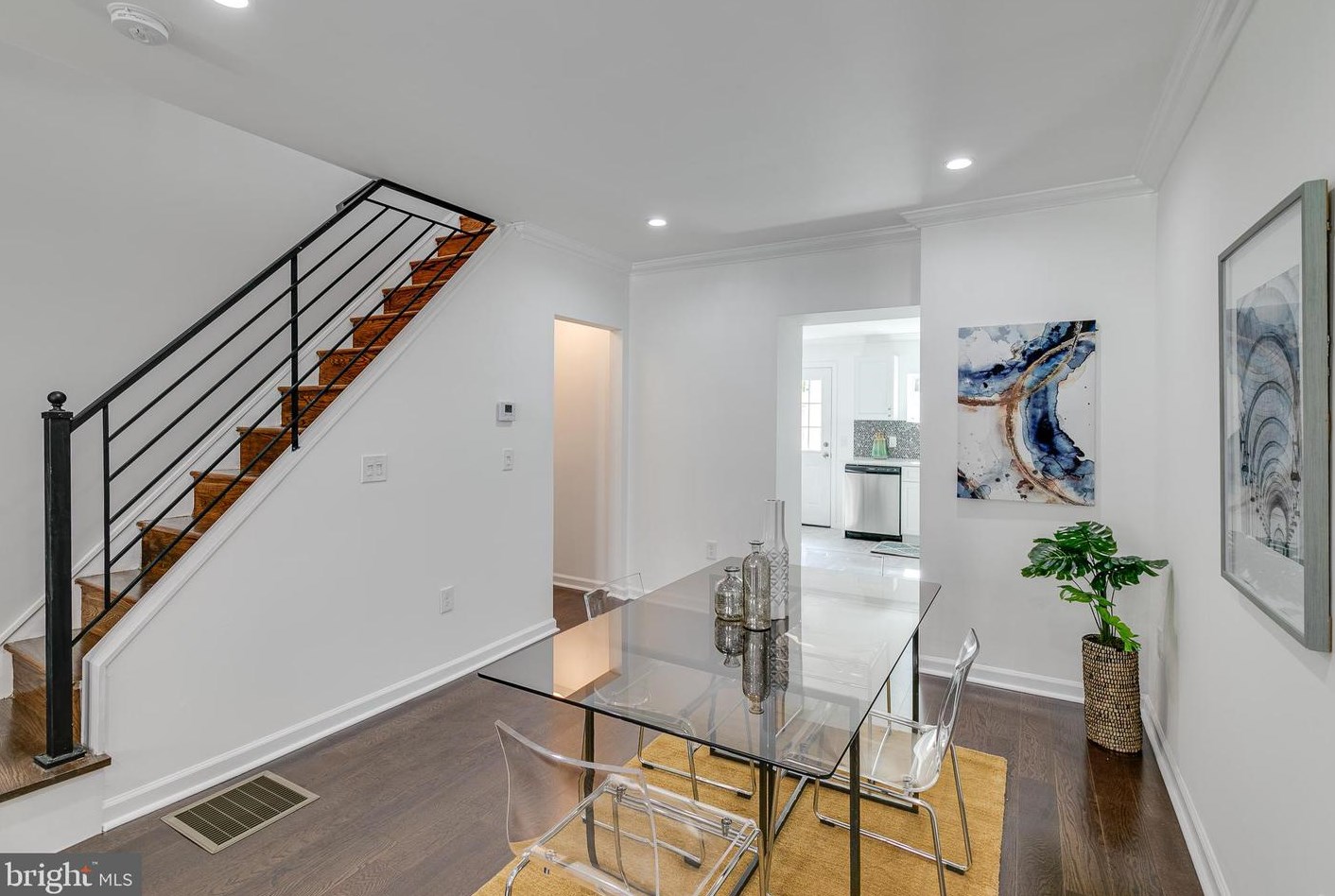 1321 Myrtlewood St, Philadelphia PA  19146-3604 exterior