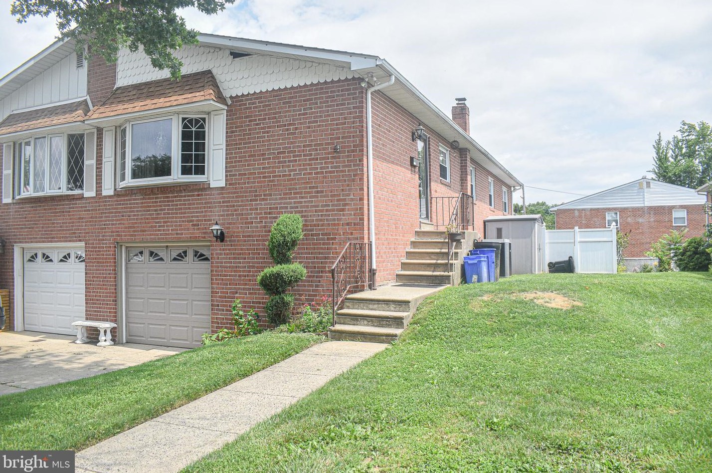 2207 Berwyn Pl, Philadelphia, PA 19115-3306