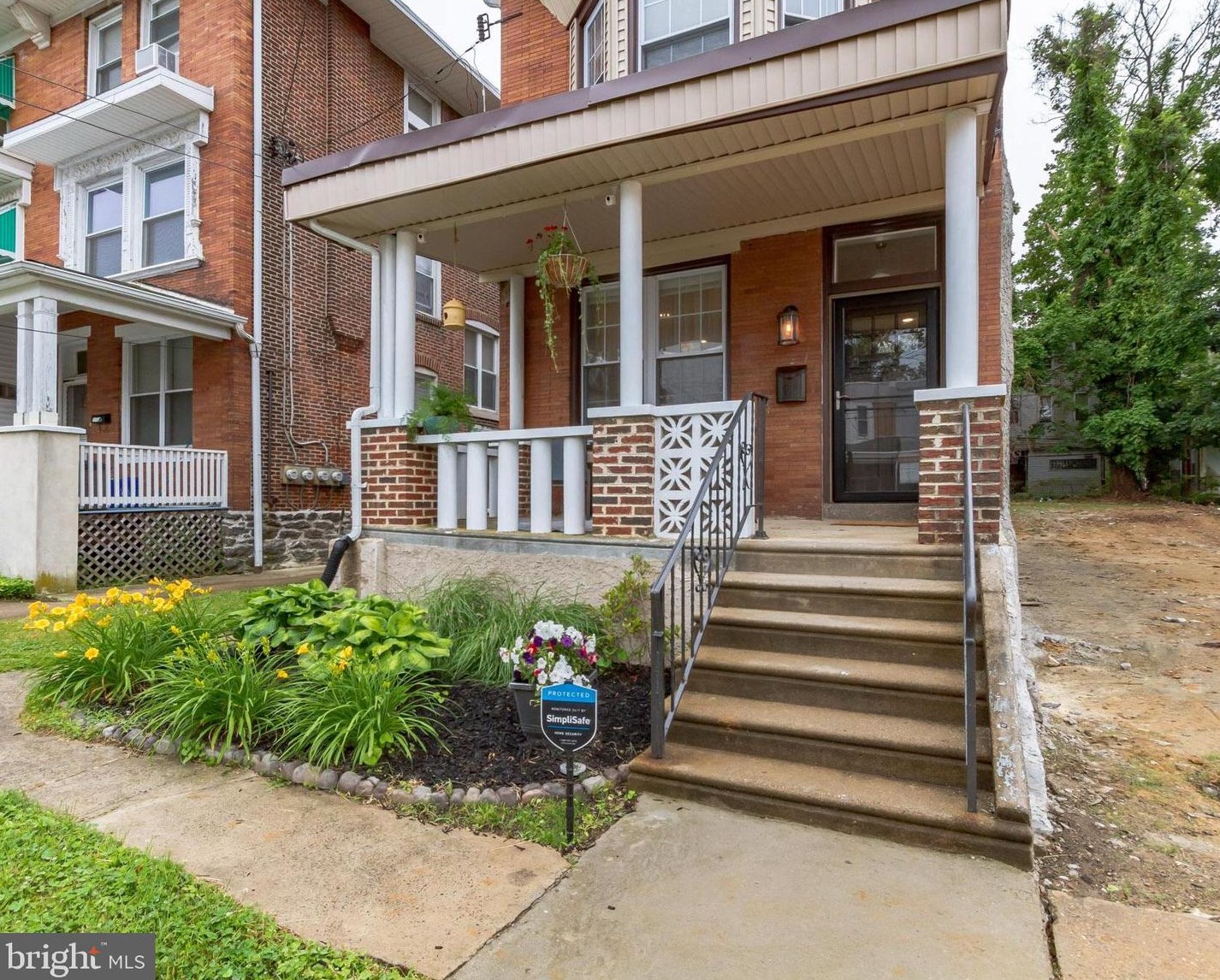 5208 Morris St, Philadelphia PA  19144-4004 exterior