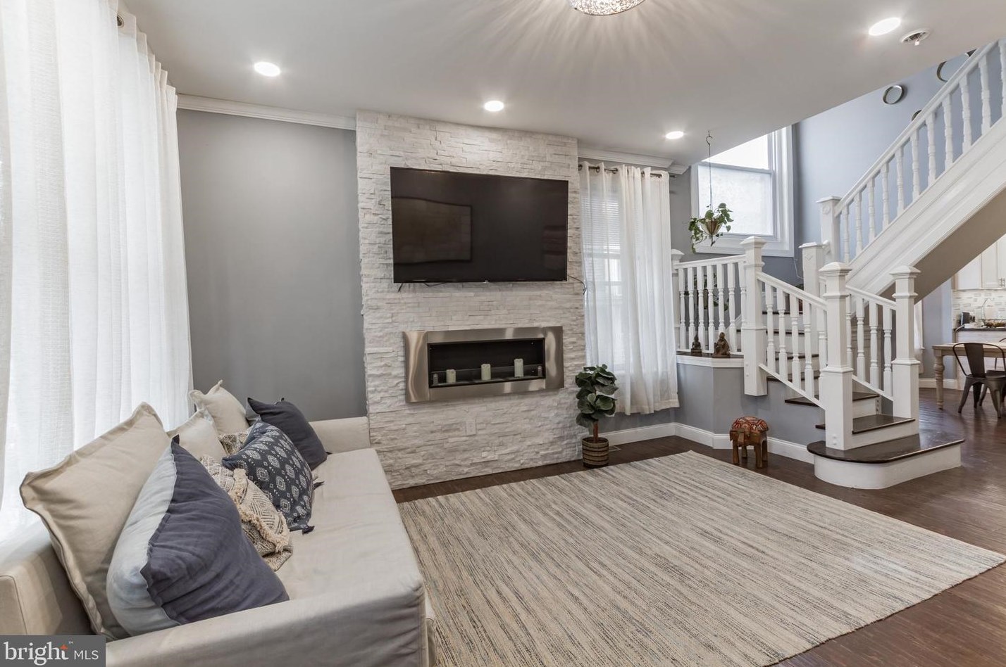 5208 Morris St, Philadelphia PA  19144-4004 exterior